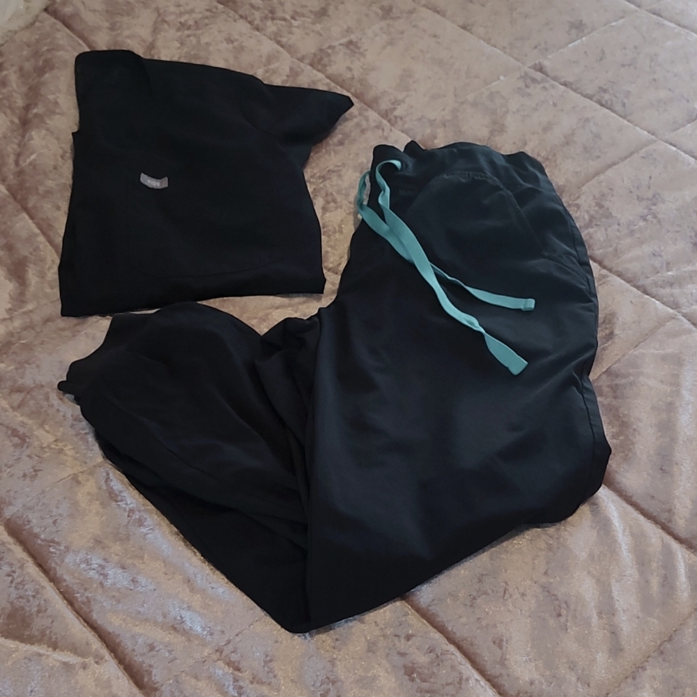 FIGS black Jogger set 🖤 💙